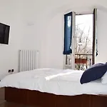 Bed & Breakfast Room Inn