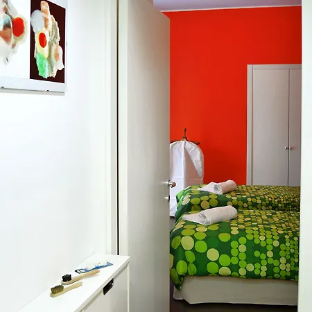 Room Inn Bed & Breakfast