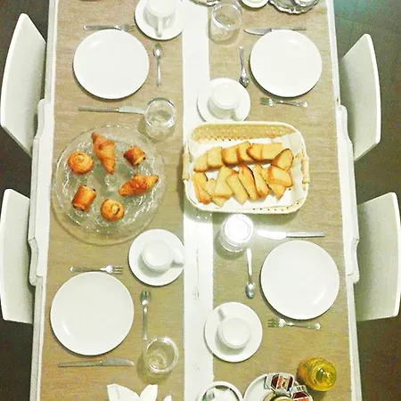 Room Inn 2* Mailand